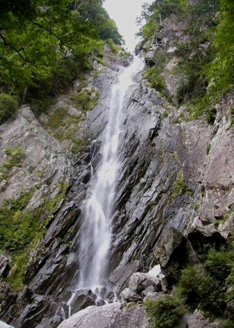 石鎚山御来光の滝